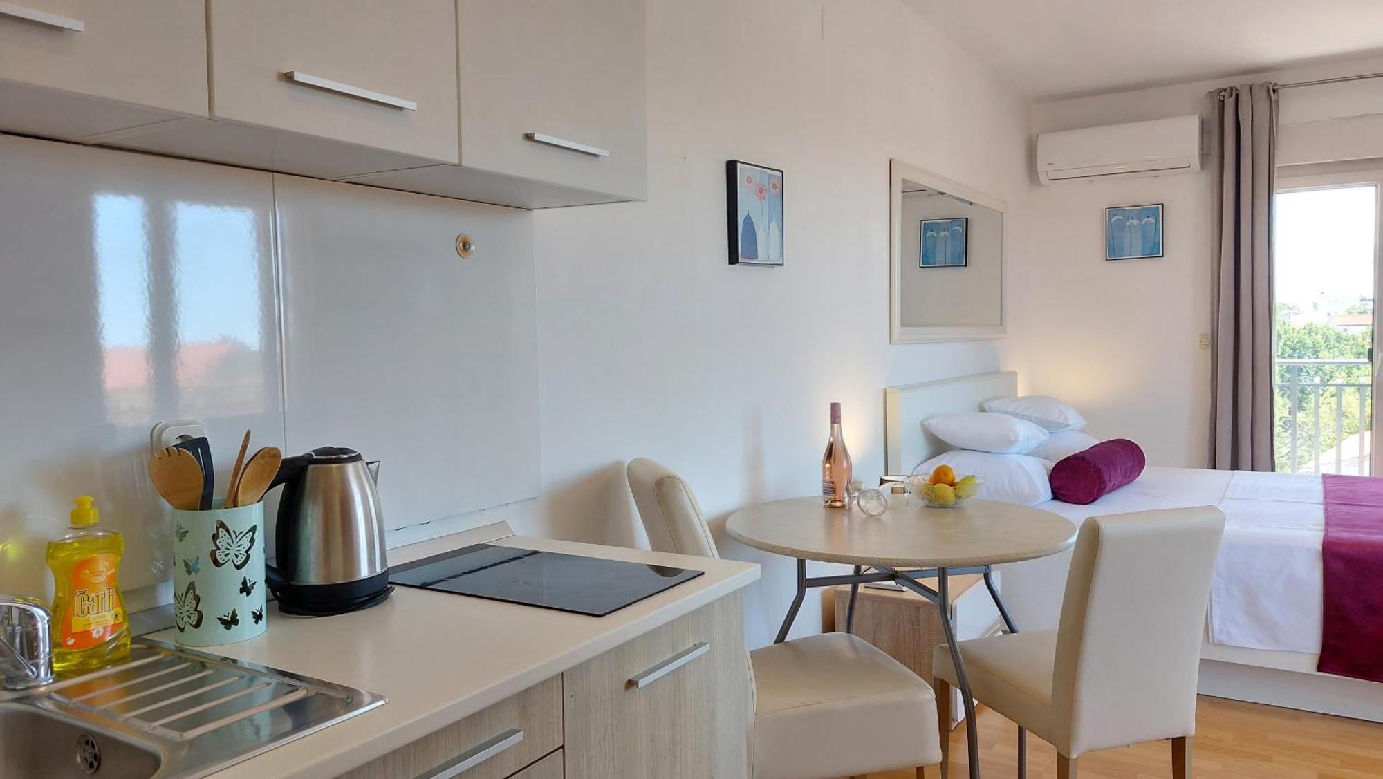 Sea Side Apartments Vodice Exterior photo