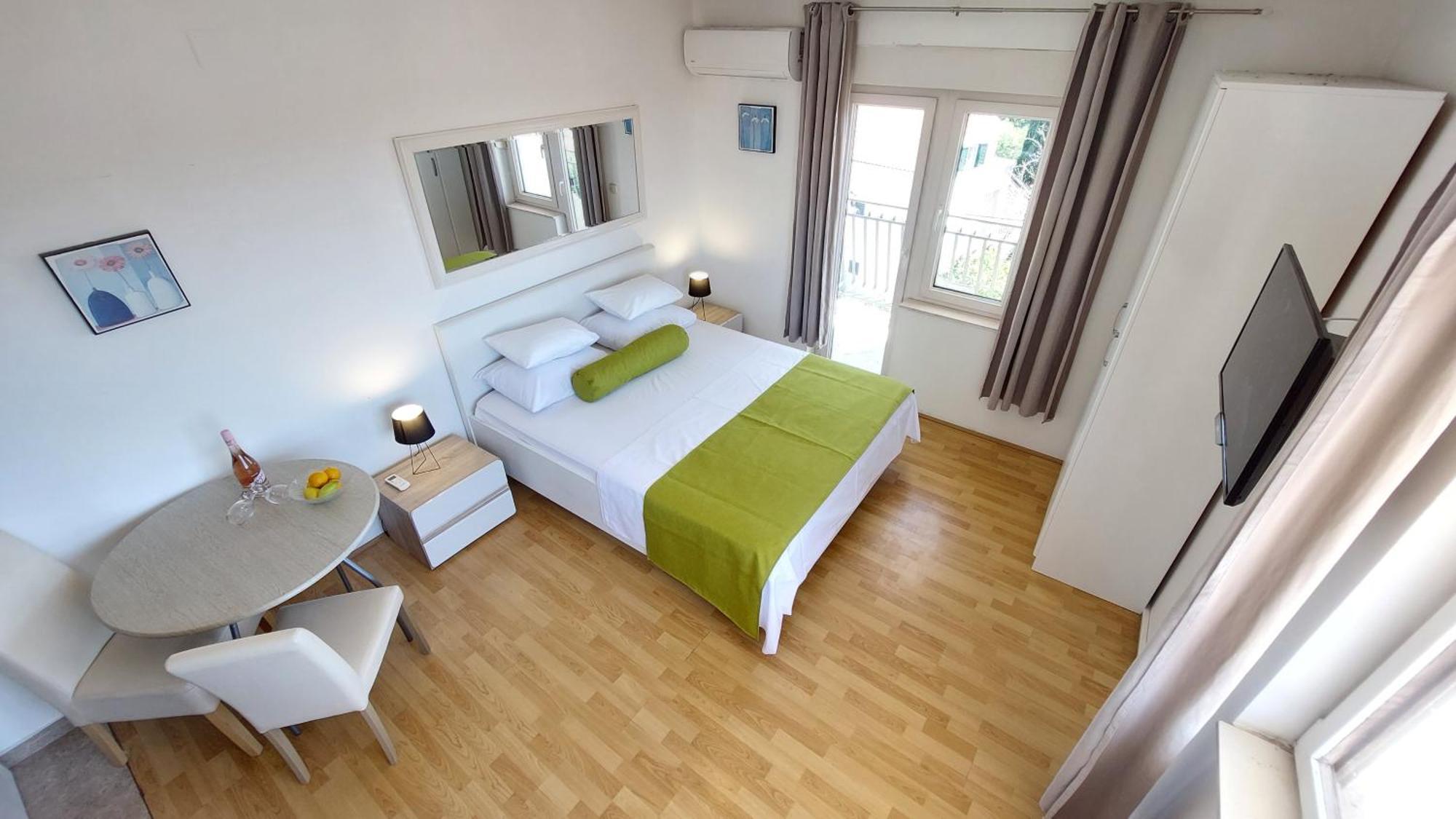 Sea Side Apartments Vodice Exterior photo